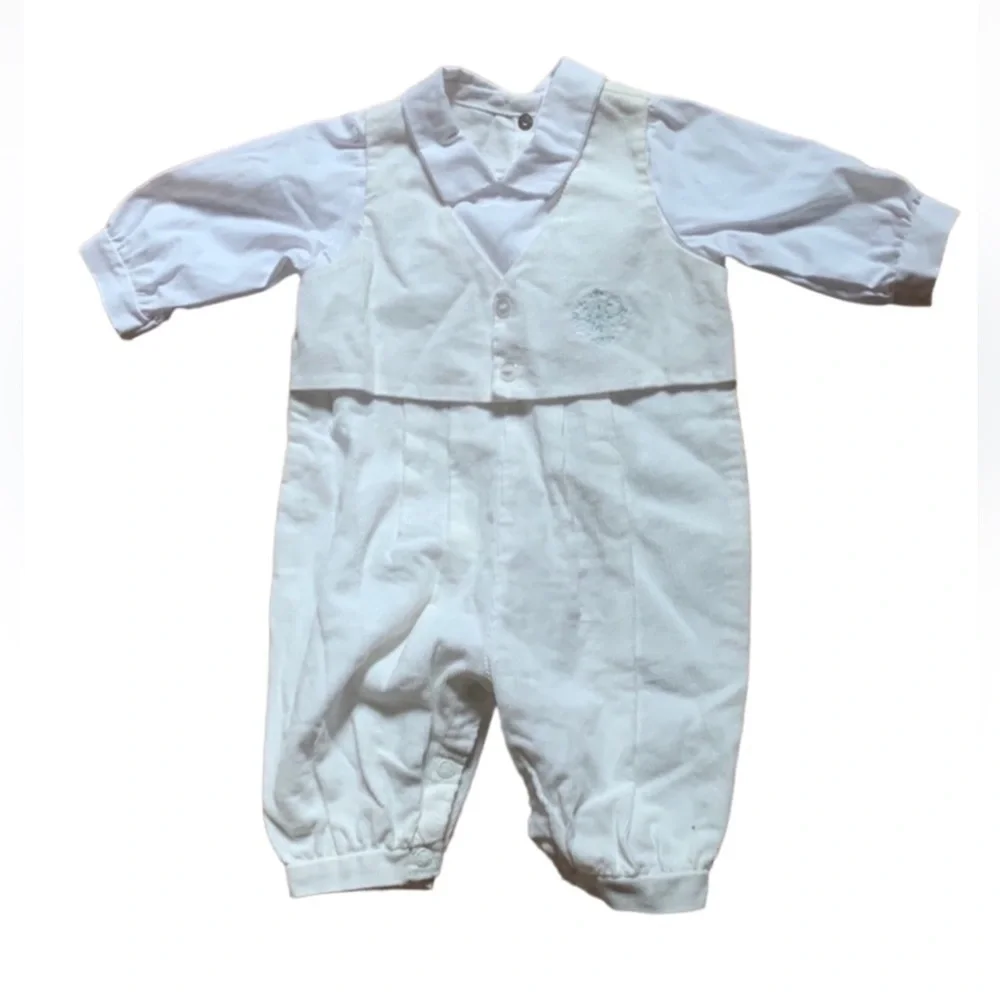 Vintage Carter’s Classics dressy outfit for baby boy Size 0-3 Months